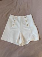 Zara Witte Short - Maat M, Kleding | Dames, Broeken en Pantalons, Kort, Wit, Zo goed als nieuw, Ophalen