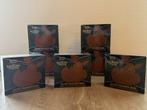 Shining Fates Elite Trainer Box 2x (SEAL MET SCHEURTJES), Hobby en Vrije tijd, Verzamelkaartspellen | Pokémon, Ophalen of Verzenden