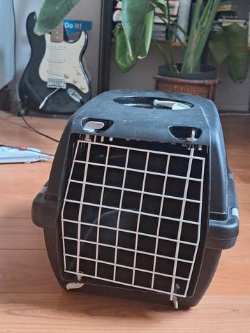 Kattenmand / transportbox / bench voor katten beschikbaar voor biedingen