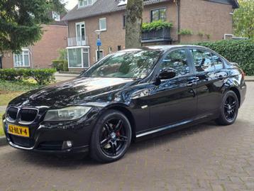 BMW 3-Serie 2.0 I 320 125KW 2009 Zwart beschikbaar voor biedingen