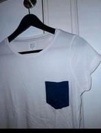 Mooi wit shirt met blauw borstzakje .. Anti blue . Maat xs, Kleding | Dames, Gedragen, Maat 34 (XS) of kleiner, Anti Blue, Blauw