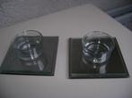 2 waxine glaasjes op glasplaatje vierkant van 8x8cm, Overige materialen, Overige kleuren, Ophalen of Verzenden, Zo goed als nieuw