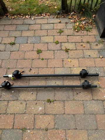Dakdragers met slot 115cm beschikbaar voor biedingen