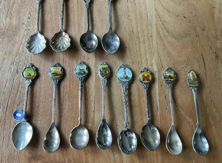 12x lepeltjes souvenir emaille glas geemailleerd in kleur, Antiek en Kunst, Antiek | Bestek, Ophalen of Verzenden