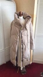 Heerlijke winterjas, dons gevuld., Beige, Maat 42/44 (L), Ophalen of Verzenden, Stradivarius