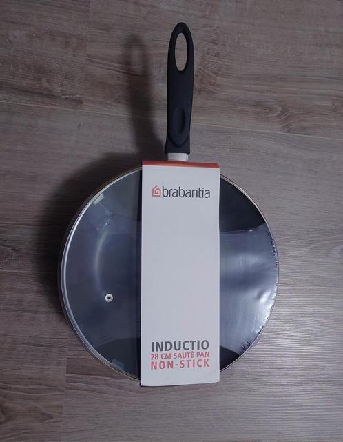 Brabantia hapjespan hapjes sauté pan 28 cm NIEUW, Huis en Inrichting, Keuken | Potten en Pannen, Nieuw, Koekenpan of Braadpan