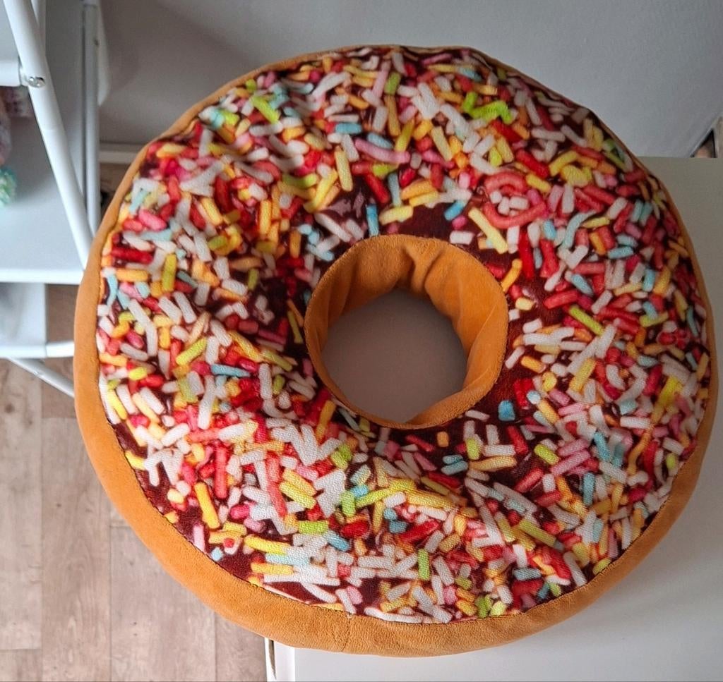 Donut kussen - Rookvrij huis, Ophalen of Verzenden, Zo goed als nieuw, Bruin, Rond