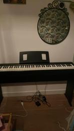 Roland FP-10 elextrische piano met onderstel, Muziek en Instrumenten, Ophalen of Verzenden, Zo goed als nieuw, Zwart