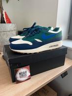 Nike Air Max 1 ‘By You’ Green / Navy maat 43, Overige kleuren, Nike, Nieuw, Ophalen of Verzenden