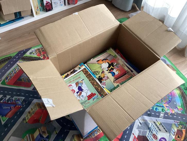 Donald Duck Mega Collectie, Boeken, Stripboeken, Gelezen, Meerdere stripboeken, Ophalen