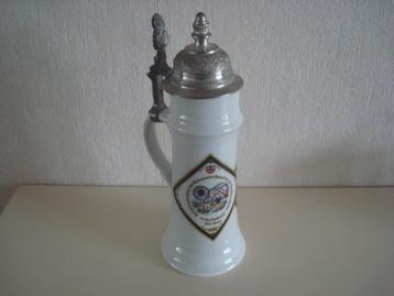 Bierpul Hago met tinnen deksel beschikbaar voor biedingen