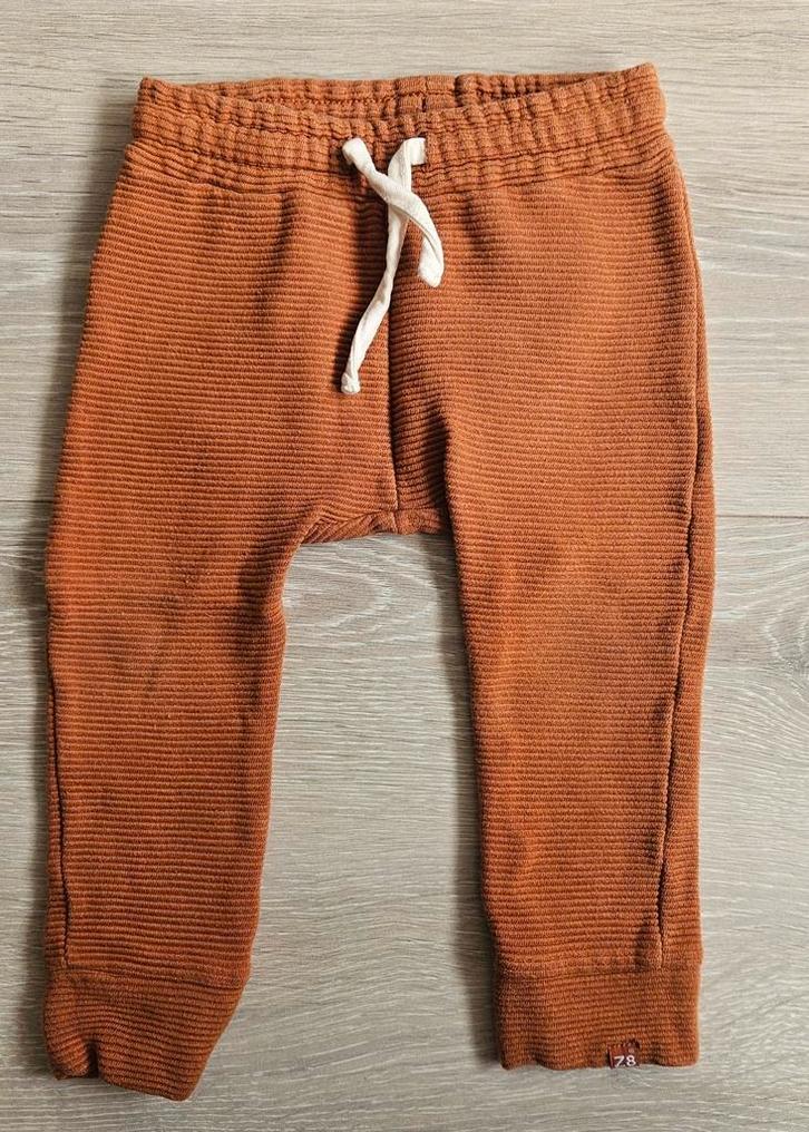 Z8 broekje mt 68 cognac rib, Kinderen en Baby's, Babykleding | Maat 68, Zo goed als nieuw, Jongetje, Broekje, Ophalen of Verzenden