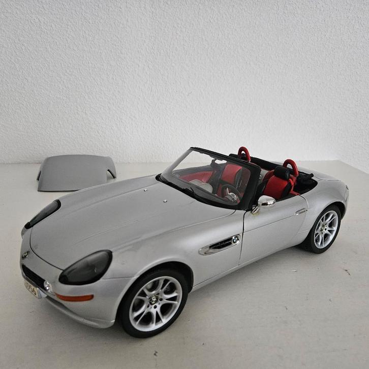 KYOSHO: BMW Z8, Hobby en Vrije tijd, Modelauto's | 1:5 tot 1:12, Zo goed als nieuw, Auto, 1:9 t/m 1:12, Ophalen of Verzenden