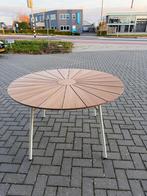 Tuintafel, Ophalen, Zo goed als nieuw, Minder dan 1 meter, Parasolvoet