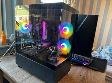Gaming pc beschikbaar voor biedingen