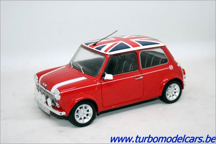 Mini Cooper 1.3i Sport Pack 1/18 Solido, Hobby en Vrije tijd, Modelauto's | 1:18, Zo goed als nieuw, Auto, Solido, Ophalen of Verzenden