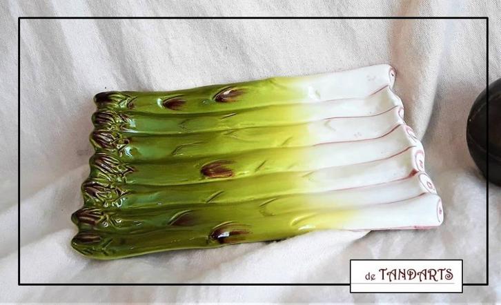 Grote aspergeschaal van geglazuurd keramiek, Italië – 26 CM, Huis en Inrichting, Woonaccessoires | Schalen en Manden, Zo goed als nieuw