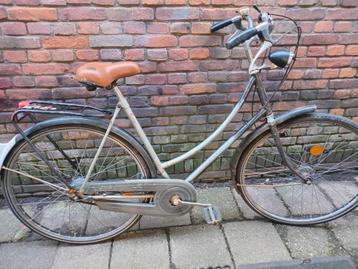 Batavus Damesfiets met Versnellingen beschikbaar voor biedingen