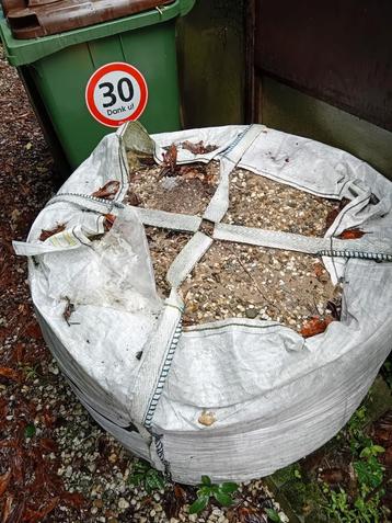 grindzand 1,5 bigbag beschikbaar voor biedingen