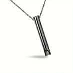 Nieuwe zwart rvs ademhalingshanger met ketting, Ophalen of Verzenden, Nieuw, Zwart, Overige materialen