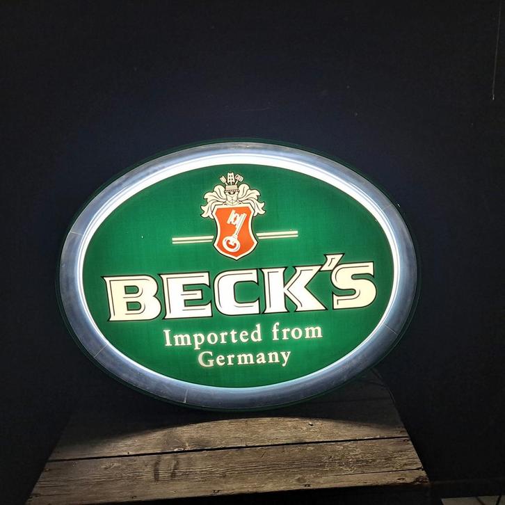 Beck's bier lichtbak lichtreclame, Verzamelen, Merken en Reclamevoorwerpen, Zo goed als nieuw, Lichtbak of (neon) lamp, Ophalen