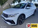 Volkswagen Tiguan 1.4 TSI eHybrid R-Line I Camera I Trekhaak, 1716 kg, Zwart, 4 cilinders, Wit