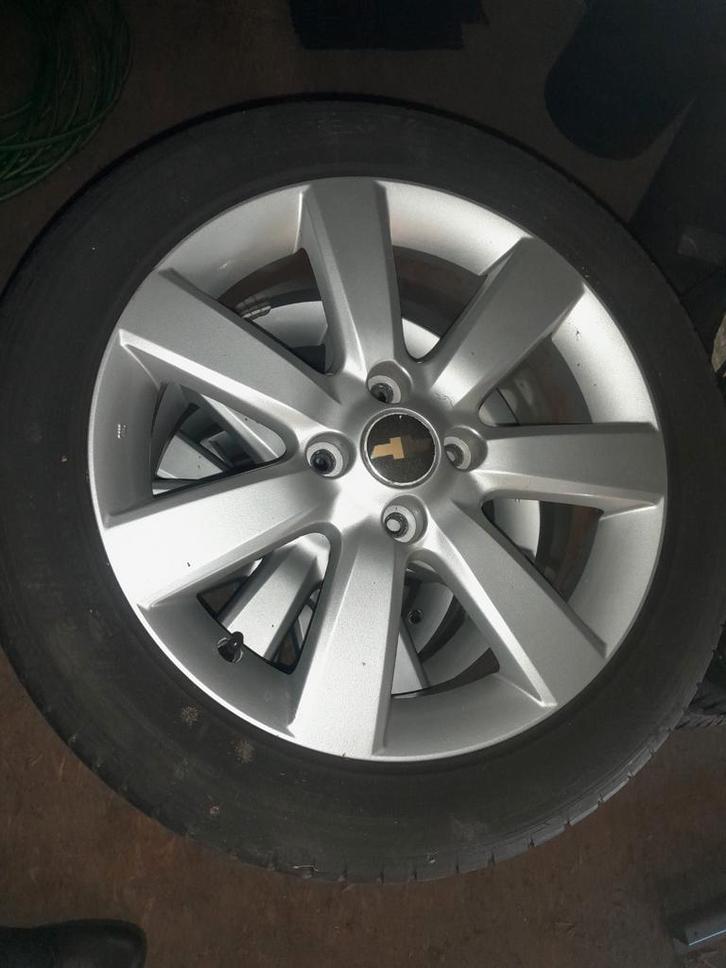 Chevrolet Epica Velgen met Zomerbanden, Auto-onderdelen, Banden en Velgen, Banden en Velgen, Zomerbanden, 17 inch, 215 mm, Personenwagen