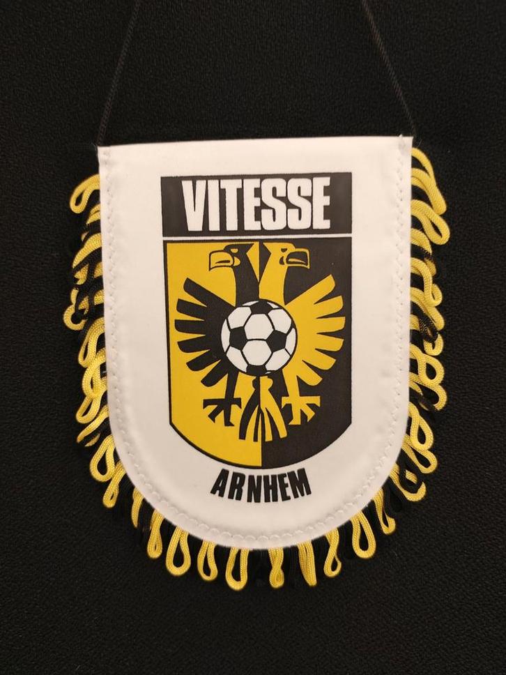 Vitesse Arnhem prachtig voetbal vaantje vaan wimpel, Verzamelen, Sportartikelen en Voetbal, Buitenlandse clubs, Ophalen of Verzenden