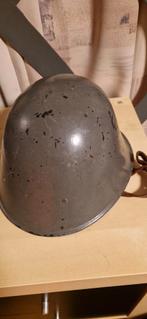 WW2 Nederlandse Helm - Doorgebruikt wo2, Verzamelen, Militaria | Tweede Wereldoorlog, Ophalen of Verzenden, Landmacht, Nederland