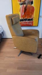 Sta op stoel Prominent prachtig en zo goed als nieuw, Huis en Inrichting, Fauteuils, Ophalen, Minder dan 75 cm, Moderne sta op stoel, past in elk interieur