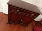 Notenhout antiek klein dressoir, Huis en Inrichting, Ophalen