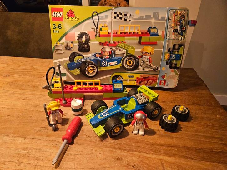 Lego Duplo 6143 Raceauto Team, Kinderen en Baby's, Speelgoed | Duplo en Lego, Zo goed als nieuw, Duplo, Ophalen of Verzenden