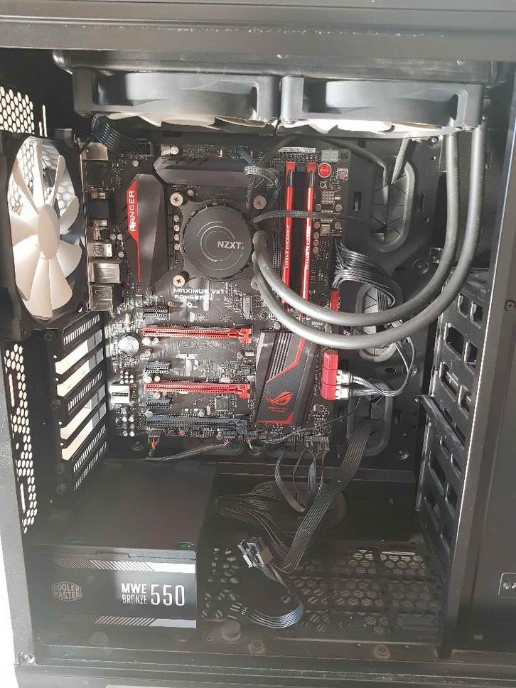 Desktop PC., Computers en Software, Desktop Pc's, Gebruikt, 4 Ghz of meer, HDD, SSD, 16 GB, Ophalen