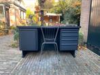 Vintage bureau met gratis stoel., Antiek en Kunst, Ophalen