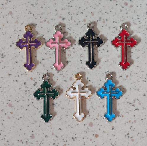 Mooie kruis gekleurde Metalen bedels "nieuw", Hobby en Vrije tijd, Kralen en Sieraden maken, Nieuw, Bedel, Ophalen of Verzenden