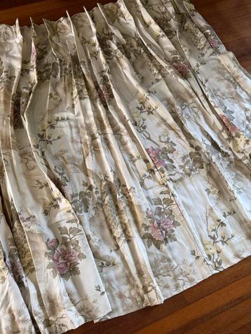 Vintage Gordijnen met Bloemen en Pauwen - 130 cm x 115 cm beschikbaar voor biedingen