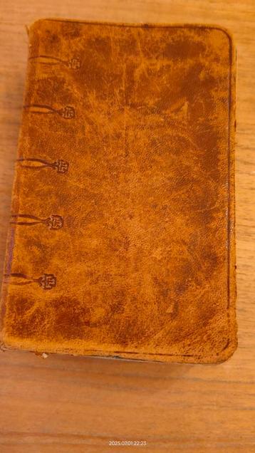 Roomsch-katholiek Mis- en Vesperboek 1932 beschikbaar voor biedingen