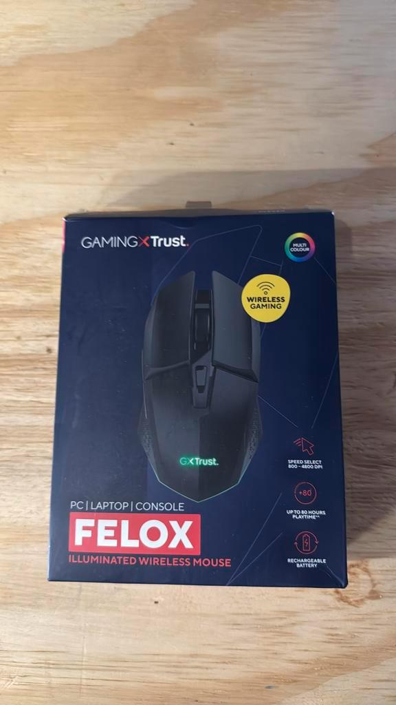 RetourDeal: Trust GXT 110 Felox Draadloze Gaming Muis, Computers en Software, Muizen, Nieuw, Muis, Rechtshandig, Draadloos, Gaming muis