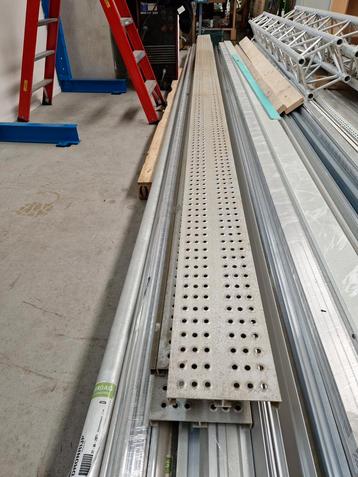 Traptrede profielen van Aluminium. beschikbaar voor biedingen