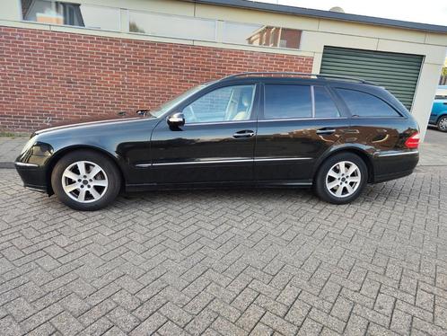 Mercedes-Benz E-Klasse 3.2 E320 Combi AUT 2003 Zwart, Auto's, Mercedes-Benz, Particulier, E-Klasse, Benzine, E, Stationwagon, Automaat