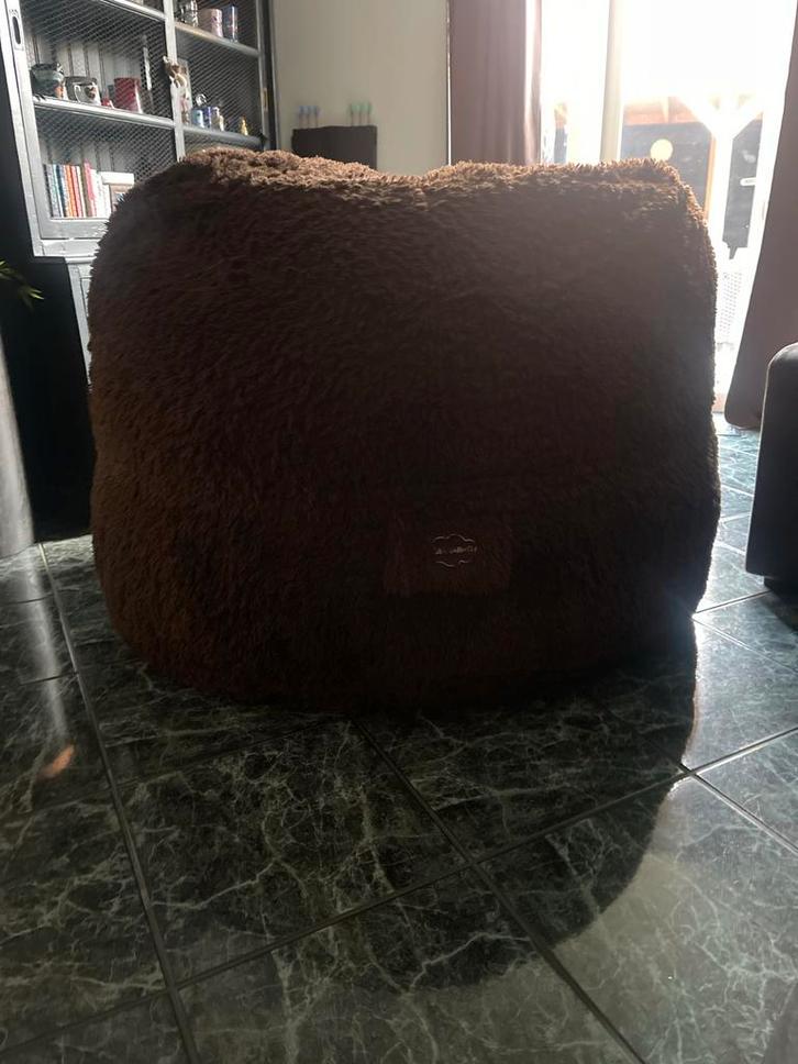 Grote, zachte merk “Banabag” poef, Huis en Inrichting, Zitzakken, Zo goed als nieuw, Zitzak, Bruin, Ophalen