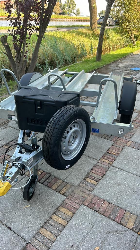 Motortrailer 2 motoren te huur, Ophalen