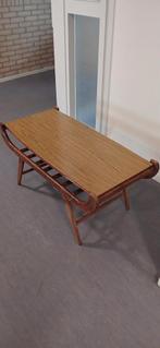 Vintage Houten Salontafel stijl Louis van Teeffelen € 175,00, Huis en Inrichting, Tafels | Salontafels, Ophalen, Gebruikt, 100 tot 150 cm