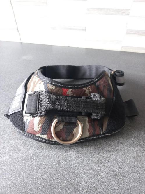 Leuke stoere legerprint honden harnas maat M, Dieren en Toebehoren, Honden-accessoires, Zo goed als nieuw, Ophalen of Verzenden