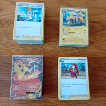 Verzameling Pokémon kaartjes beschikbaar voor biedingen