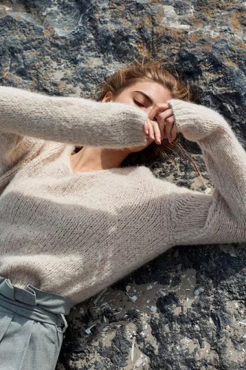 INTI Mica Marfil 85% Baby Alpaca knitted trui L 42 Ecru beschikbaar voor biedingen