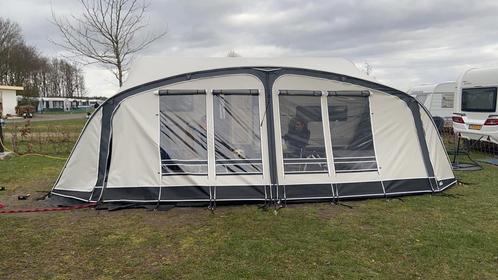 Burstner 510 TK met mover en fietsendrager 2018 te koop, Caravans en Kamperen, Caravans, Particulier, meer dan 6, 1250 - 1500 kg