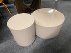 Set van 2 beige bijzettafels metaal, Huis en Inrichting, Tafels | Bijzettafels, Minder dan 55 cm, Rond, Nieuw, Ophalen