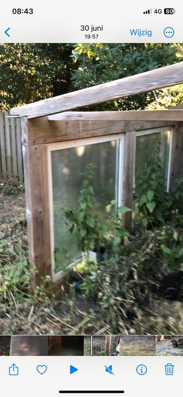 Gratis Stevig Houten Geraamte beschikbaar voor biedingen