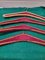 Kleerhangers retro stof vier stuks, Ophalen of Verzenden, 'T Olde Gre-j, Info@toldegrej.nl, Endepoelstraat 20f Didam